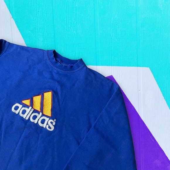 Vintage Adidas Sweatshirt - Picture 2 of 4